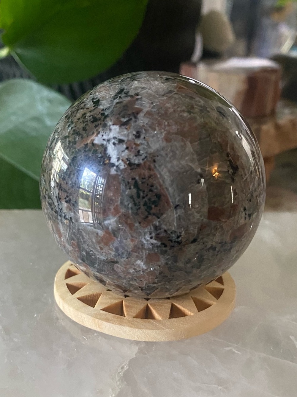 💜✨ 2.16” YOOPERLITE SPHERE ✨💜 - Picture 5 of 5